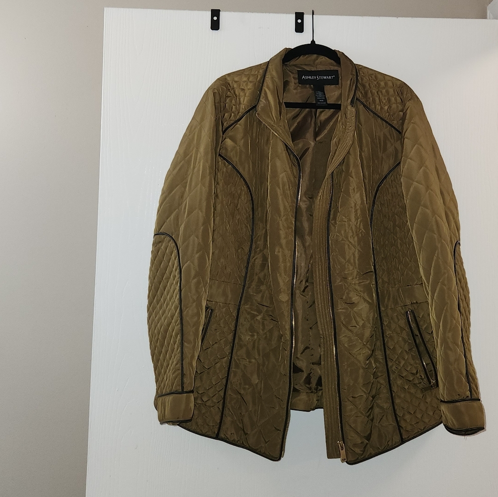 Trendy Green Jacket